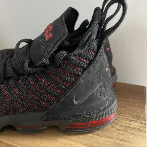 Nike Lebron 16. Basketball shoes. Boys youth size 4.5. Black red.
