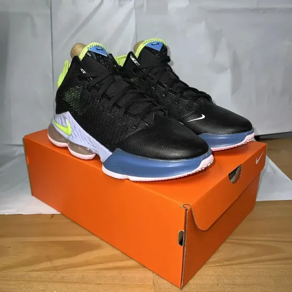 Nike LeBron 19 Low DO9829-001 Sneaker Men's 8 Black Green Basketball Shoes BBS67