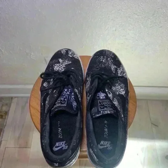 Nike Men's SB Zoom Stefan Janoski Floral Shoes Size 8.5 Black/White 333824-022