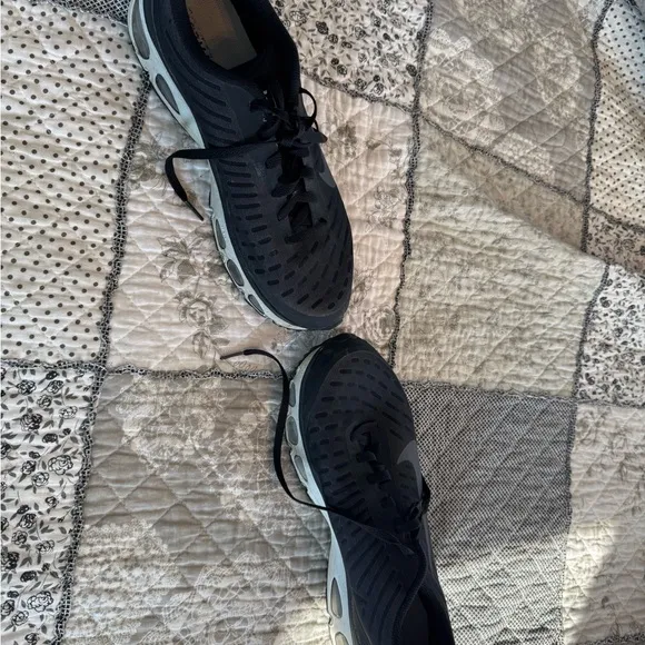 Nike Men's shoes