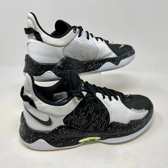 Nike PG 5 Volt Mens Sz 11 Paul George Basketball Shoes CW3143-003 S862-3052