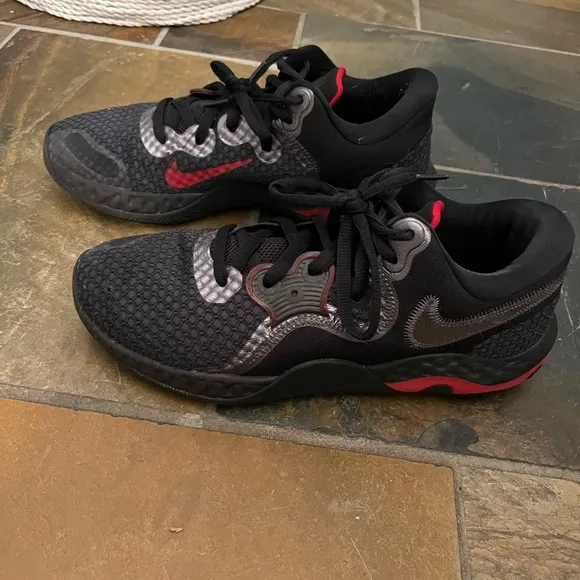 Nike Renew Elevate II Basketball Shoes