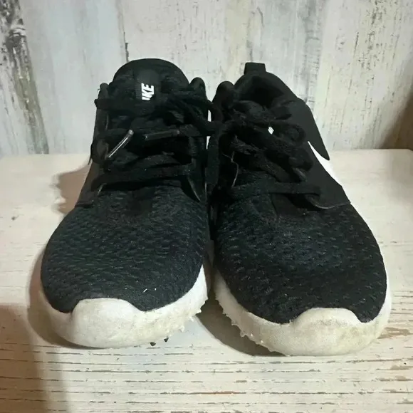 Nike Roshe G Jr Golf Kids Youth Shoes Black White Spikeless 909250-007 Size 4Y