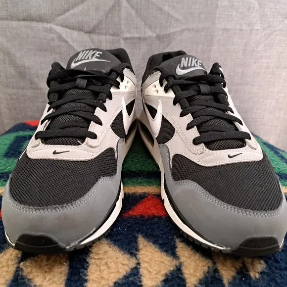 NIKE Shoes Mens Size 11.5 Black Gray Air Max Correlate 511416 011