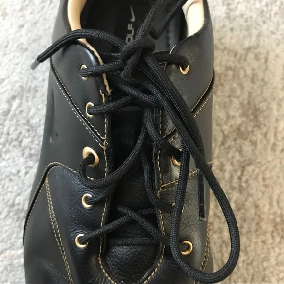 Nike Spikeless Tiger Woods Golf Shoes 11 black