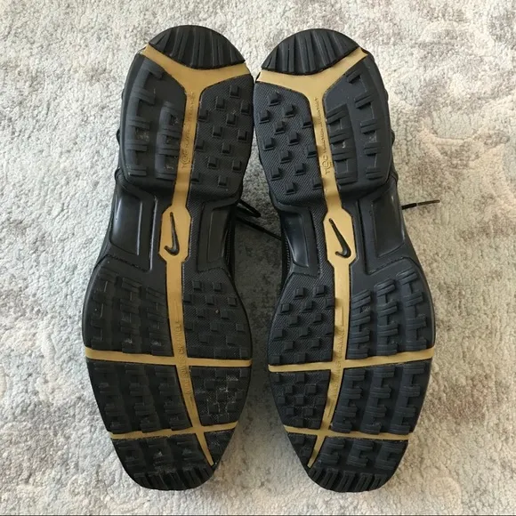 Nike Spikeless Tiger Woods Golf Shoes 11 black