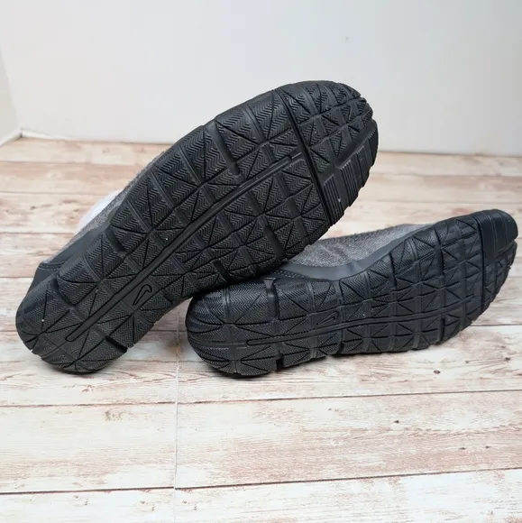 Nike Studio Pack Ballet Flats Yoga Dance Black Slip On Women's Size 7