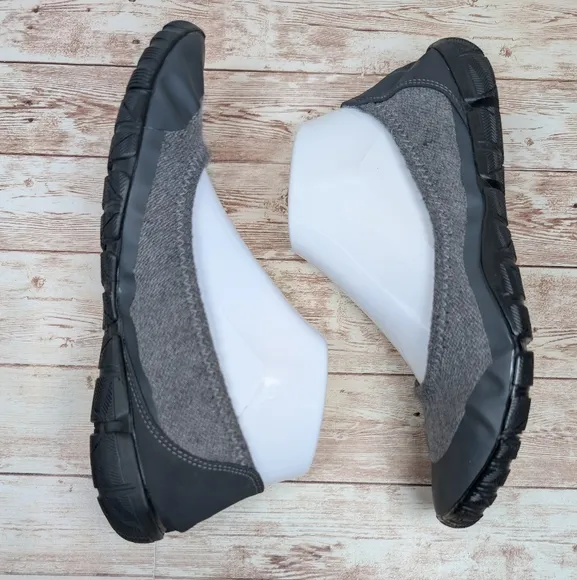 Nike Studio Pack Ballet Flats Yoga Dance Black Slip On Women's Size 7
