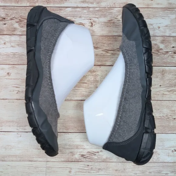 Nike Studio Pack Ballet Flats Yoga Dance Black Slip On Women's Size 7