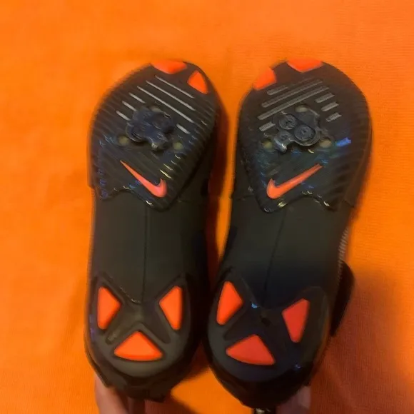 Nike SuperRep CycleBlack Hyper Crimson