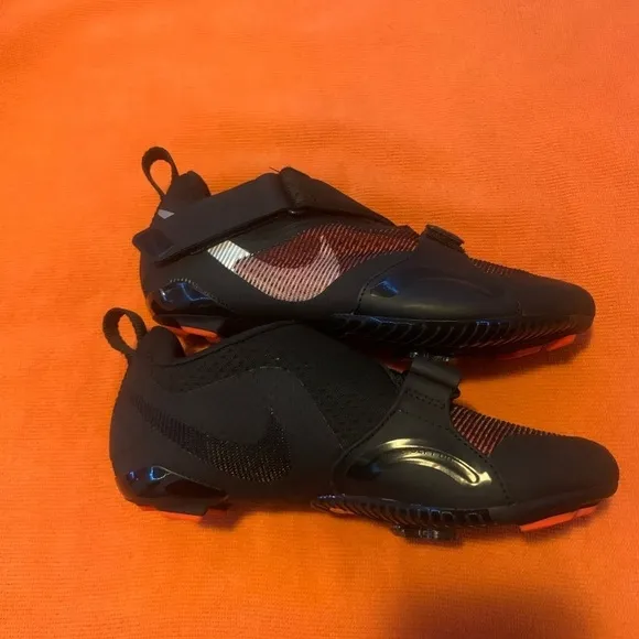 Nike SuperRep CycleBlack Hyper Crimson