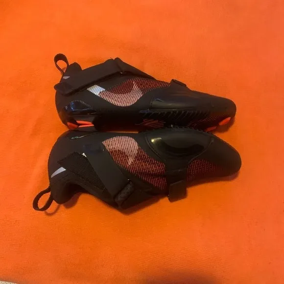 Nike SuperRep CycleBlack Hyper Crimson