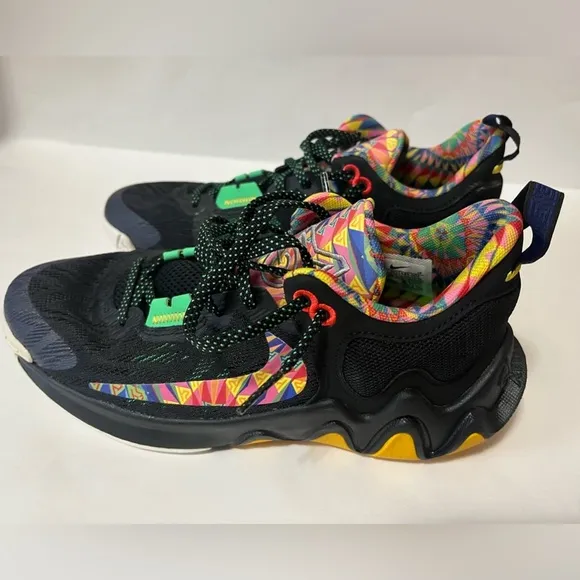 Nike Youth Black Giannis Immortality Basketball Shoes