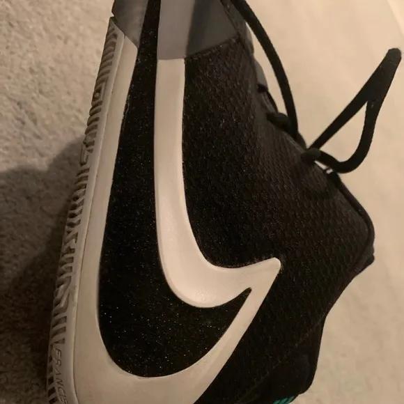 NIKE ZOOM FREAK 1 BLACK WHITE OG BQ5422-001 Youth Basketball Shoes Sz 7
