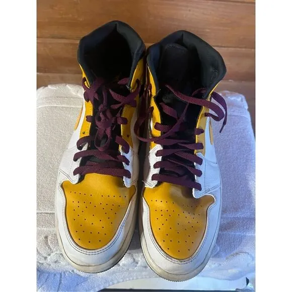 Nike Air Jordan 1 Mid University Gold White Black Men's Shoes Size 13 554724 170