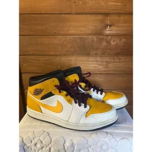 Nike Air Jordan 1 Mid University Gold White Black Men's Shoes Size 13 554724 170