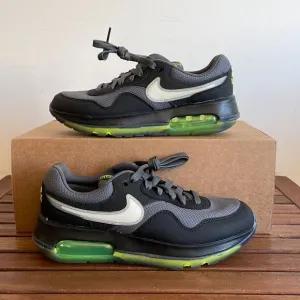 Nike Air Max Motif NN(GS) Iron Grey Volt US Kid Size 6Y/UK5.5/EU38.5(DZ5630-001)