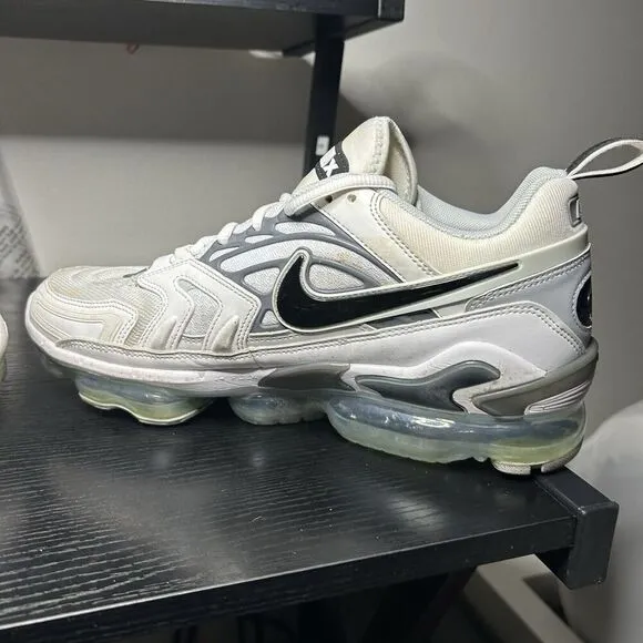 Nike Air VaporMax EVO White Wolf Gray Black Shoes CT2868-100 Mens Size 11