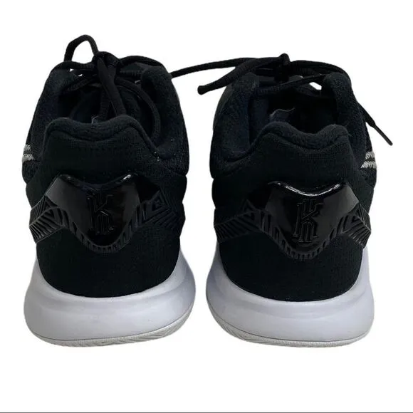 Nike Mens Kyrie 2 Flytrap Basketball Shoes Size 8