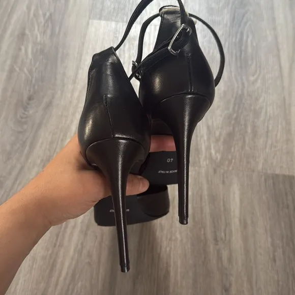 Nila &amp; Nila Black Women's Heels Pointed Toe Ankle Strap Stiletto Heel Pumps