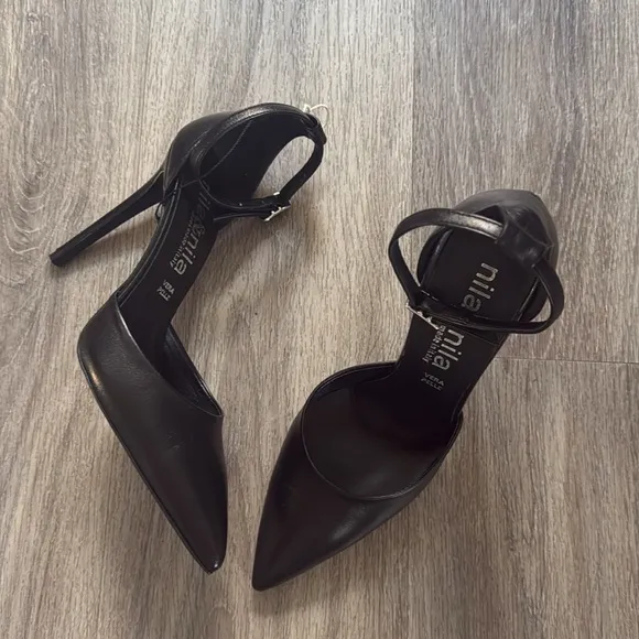 Nila &amp; Nila Black Women's Heels Pointed Toe Ankle Strap Stiletto Heel Pumps