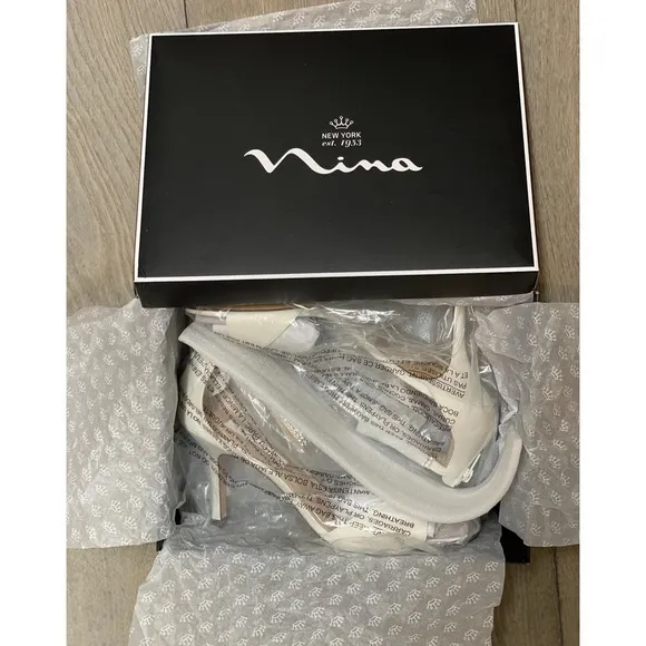 Nina Volanda Dress Sandals - New in Box!