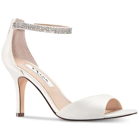 Nina Volanda Dress Sandals - New in Box!