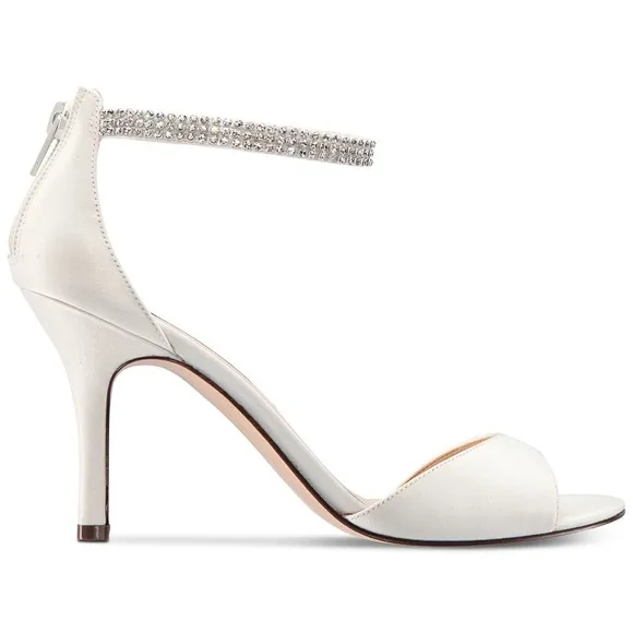Nina Volanda Dress Sandals - New in Box!