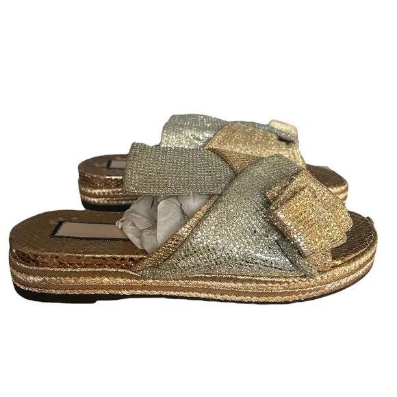 No. 21 Glitter Bow Sandals