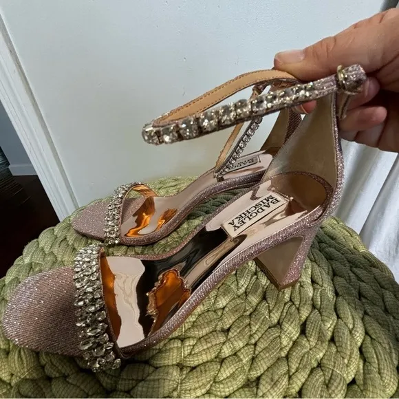 NWOB Badgley Mischka Harriet Open Square Toe Rhinestone Rose Gold Block Heel
