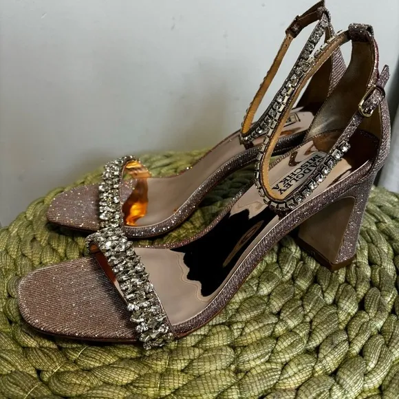 NWOB Badgley Mischka Harriet Open Square Toe Rhinestone Rose Gold Block Heel