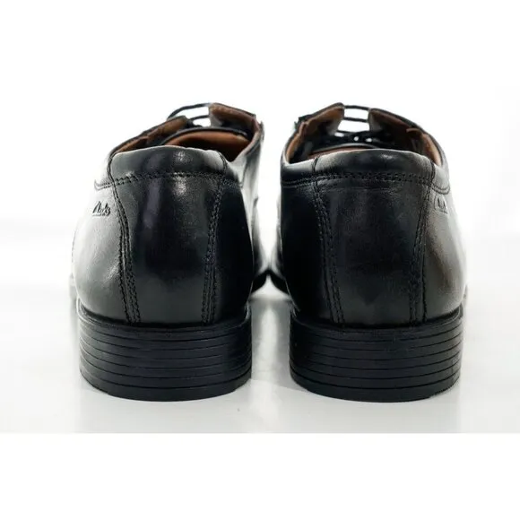 NWOB Clarks Tilden Cap Oxford Dress Shoes Mens Sz 8.5