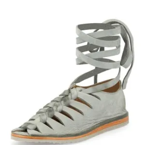 NWOB Frye Holly nubuck gladiator flats shoes 7.5