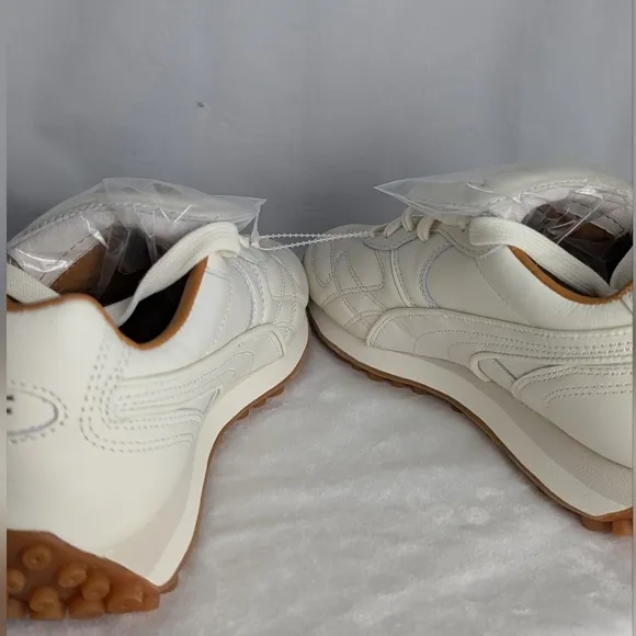 NWOB Puma x Fenty Women's Avanti Low Top Quilted Leather White Sneakers Size 7.5