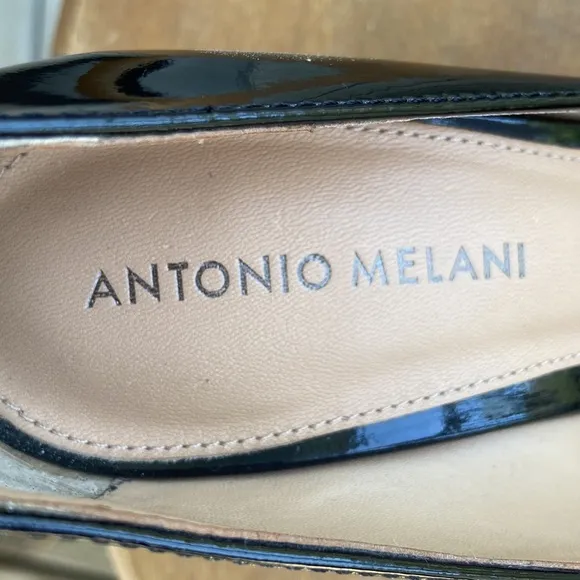 NWOT Antonio Melani ODETAH Black Patent Leather Heels Pumps Womens Shoes Size 7M