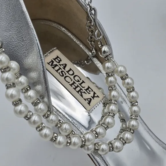 NWOT Badgley Mischka Loretta Dual Pearl Strap Stilettos, Silver, Women's 9