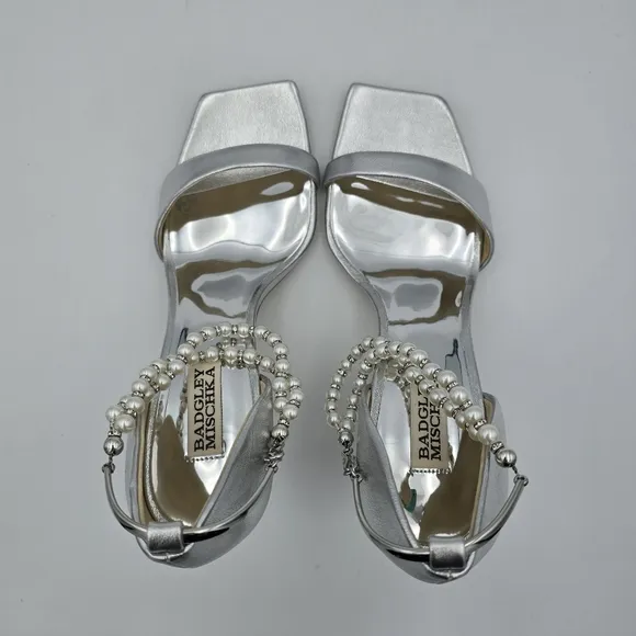 NWOT Badgley Mischka Loretta Dual Pearl Strap Stilettos, Silver, Women's 9