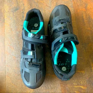 NWOT Louis Garneau spin shoes