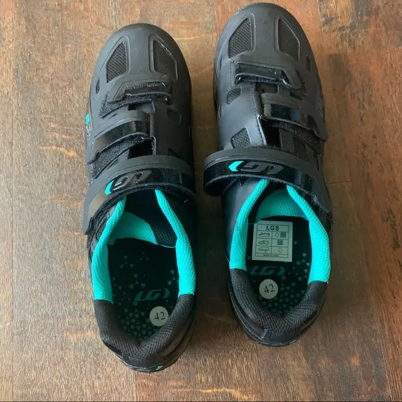 NWOT Louis Garneau spin shoes