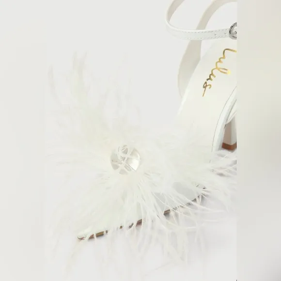 NWOT Lulus Harlee White Patent Feather High Heel Sandals. Size 6