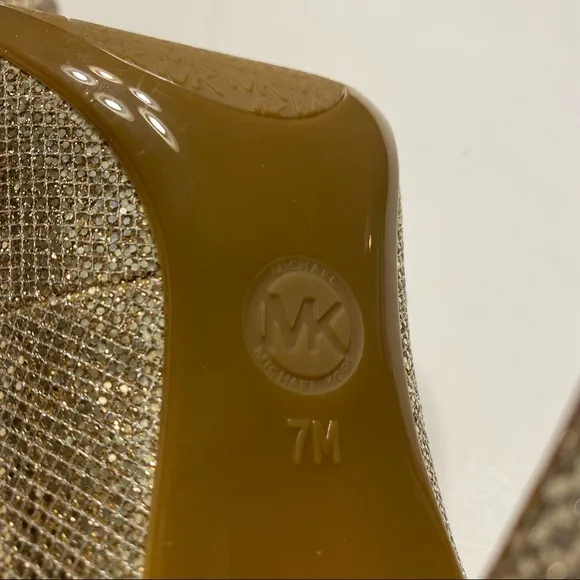 NWOT Michael Kors Gold Glitter Heels Womens Shoes Champagne Fancy 7