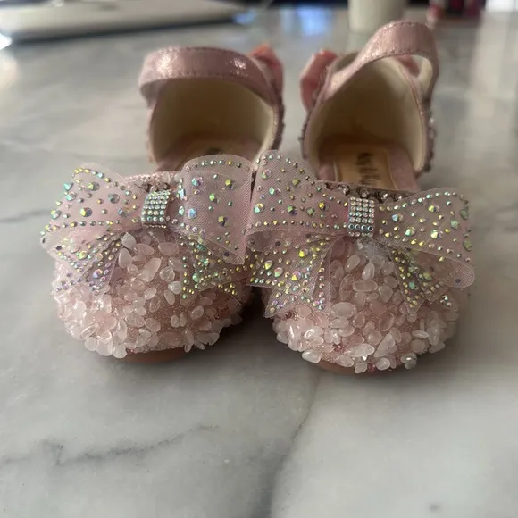 NWOT Pink Glitter Kids Shoes with Bow