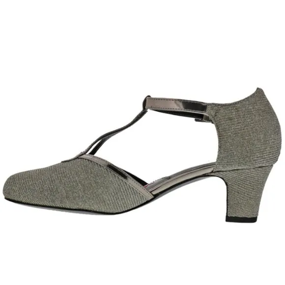 NWOT Ros Hommerson Heidi T-Strap Shoes Women's Size 7N