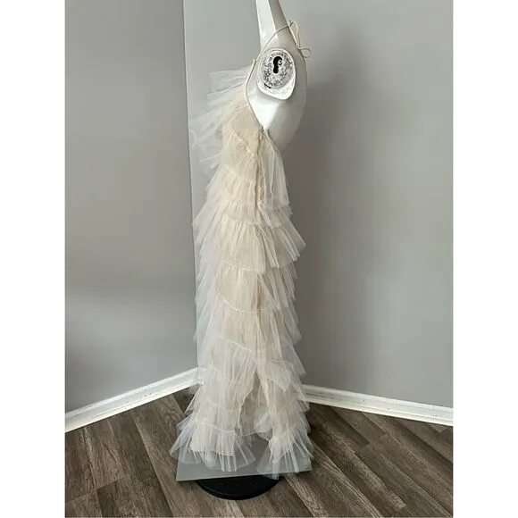 NWOT The Bar Sleeveless Layered Ruffled Tulle Henri Gown Maxi Dress Cream Size 2