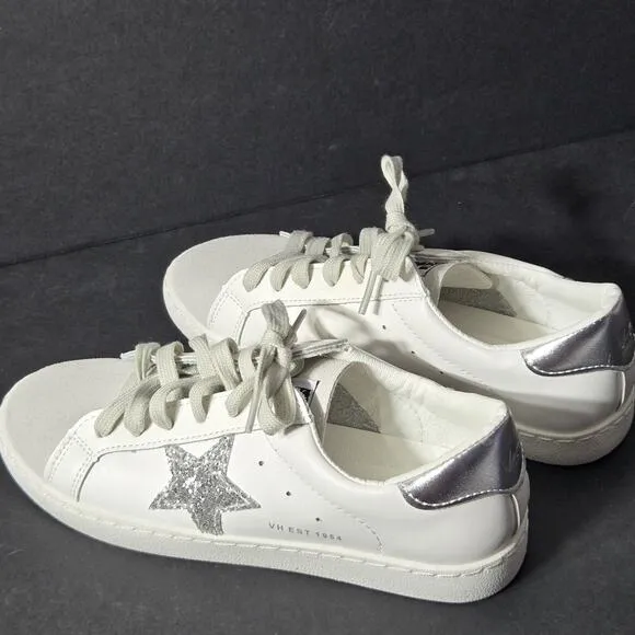 NWOT Vintage Havana VH Carla Sneaker White Silver Glitter Womens Size 8