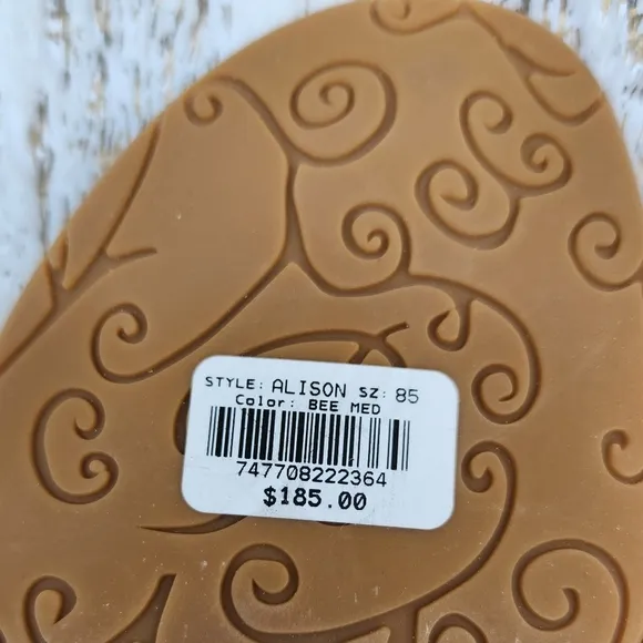 NWT Brighton &quot;Alison&quot; Sandals Croc Embossed Tan Block Heel Slip-on, Size 8 &amp; 8.5