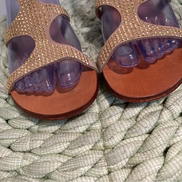 NWT Cocobelle Venus Gold Studded Tan Leather Resort Studded Flat Sandals