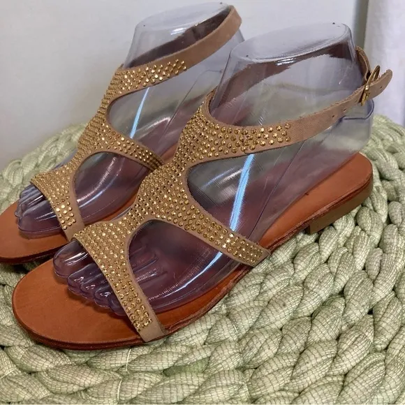 NWT Cocobelle Venus Gold Studded Tan Leather Resort Studded Flat Sandals