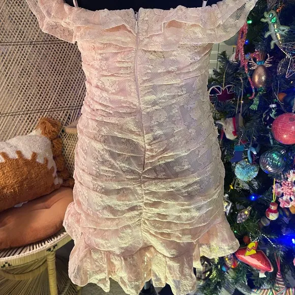 🎀NWT Hello Monday Monday to Sunday Lace Off Shoulder Mini Dress Sz 8/L Coquette