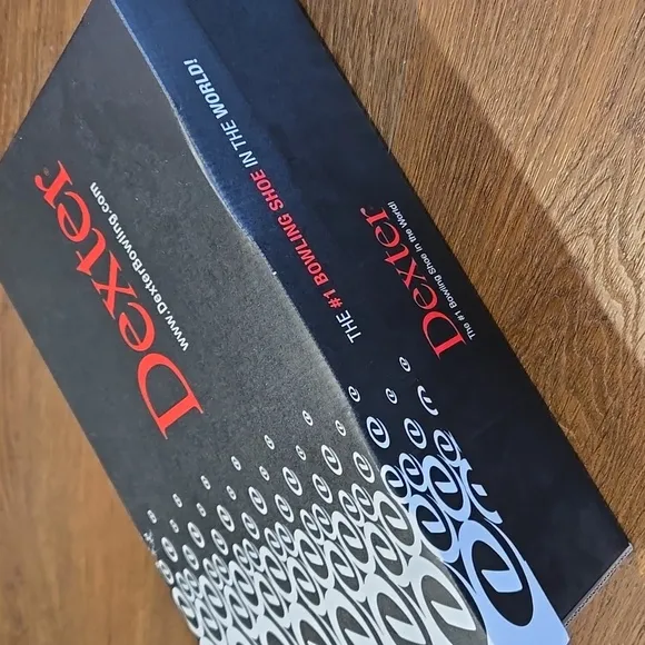 NWT IN BOX DEXTER BOWLING SHOES.. #6823